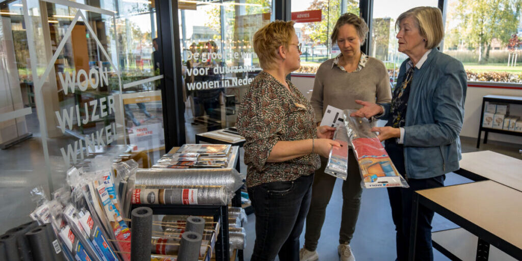 Open dag WoonWijzerWinkel en IW Midden in het pand Teisterbantlaan